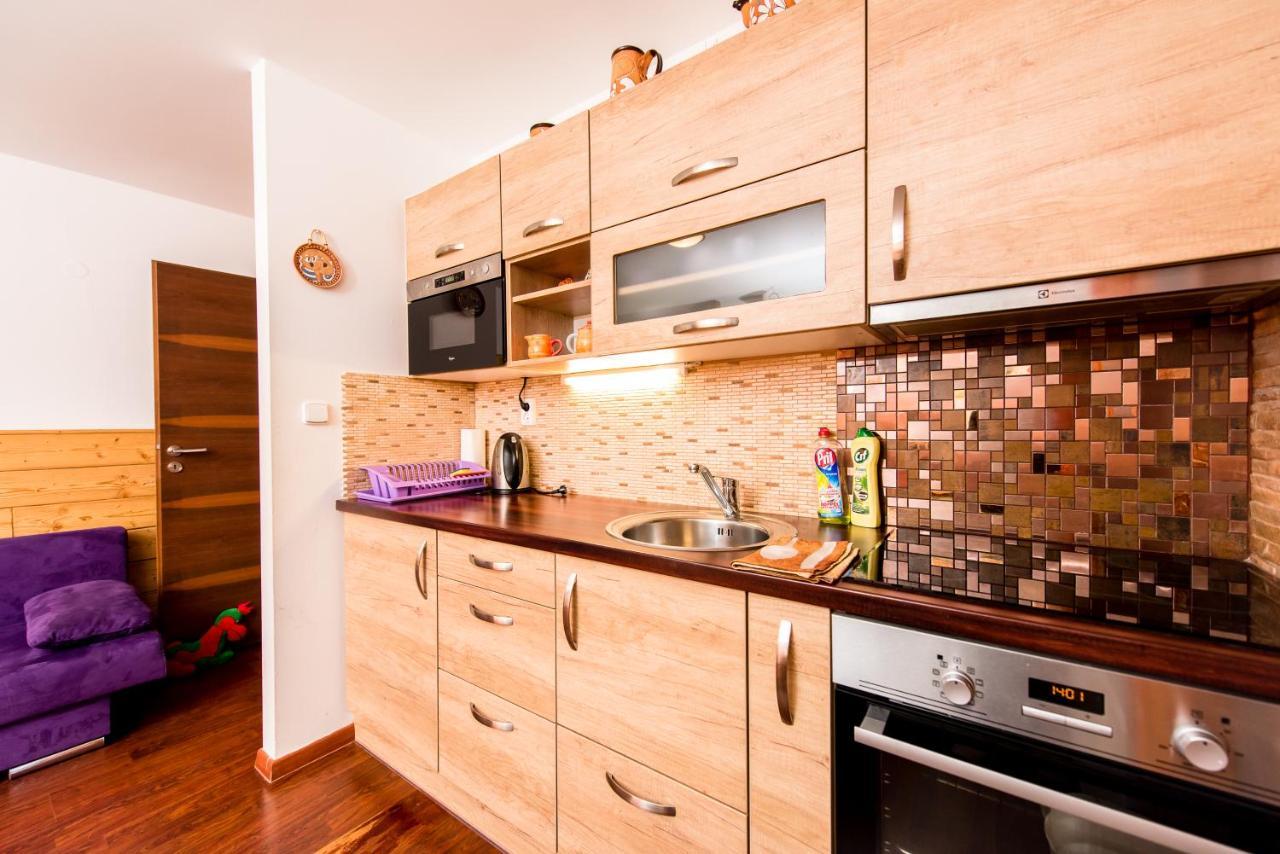 Domino Apartment *